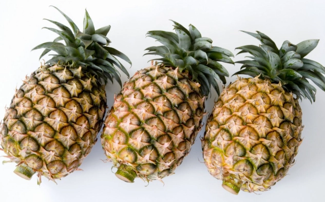 判斷鳳梨熟了沒