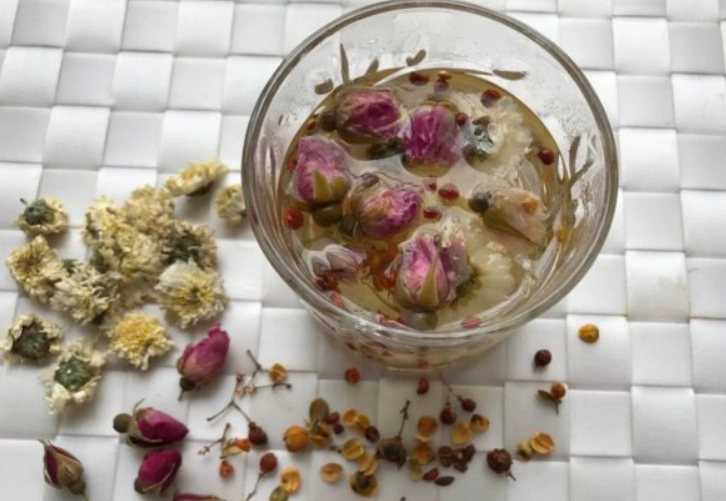 菊花茶搭配玫瑰